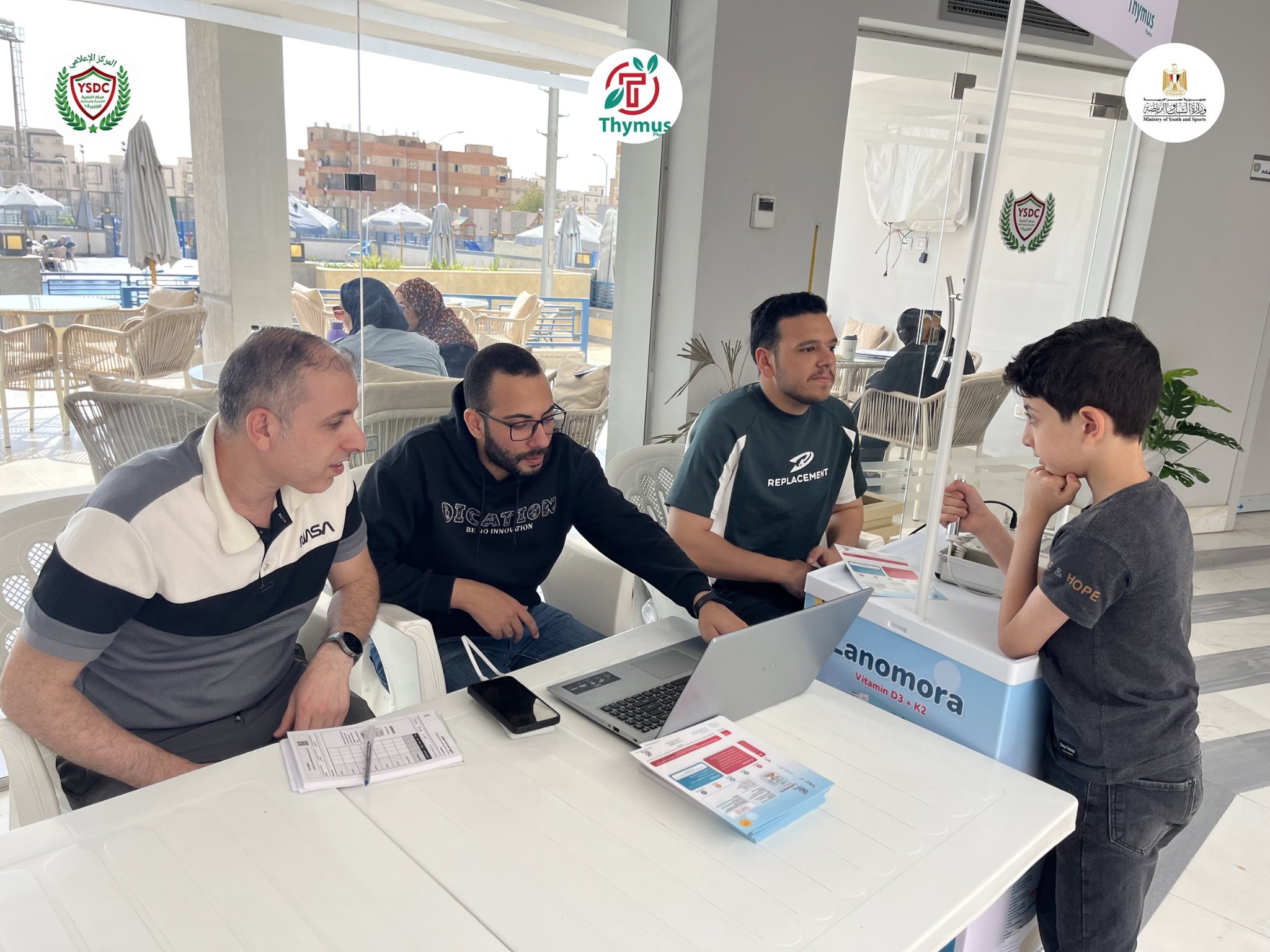 📸💙من تواجد فريق شركة ثايمس فارما اليوم داخل المركز لتقديم خدمات اليوم الصحي للأطفال والناشئين، في إطار الاهتمام بصحة الأعضاء ونشر الوعي الصحي ✨